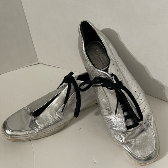 Yohji Yamamoto Silver Sneakers